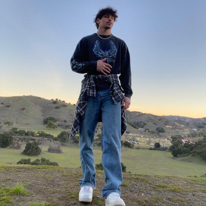 Men’s Long Sleeve Button-Down Plaid Shirt with Chest Pockets